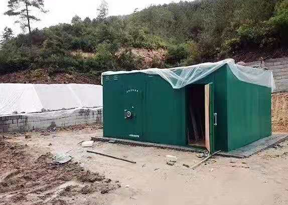 工农露天如何存放爆破线放炮线等爆破器材？