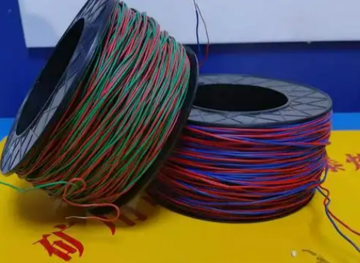 工农放炮线的主要材质有哪些？不同材质的适用场景有何区别？