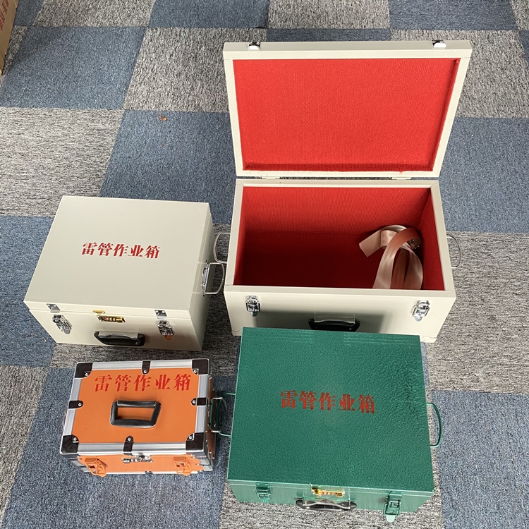 工农爆破工程作业箱如何选择？玻璃钢与传统材质的全面对比